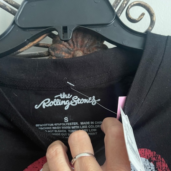 NWT Rolling Stones Graphic Long Sleeve Tee - Picture 3 of 3